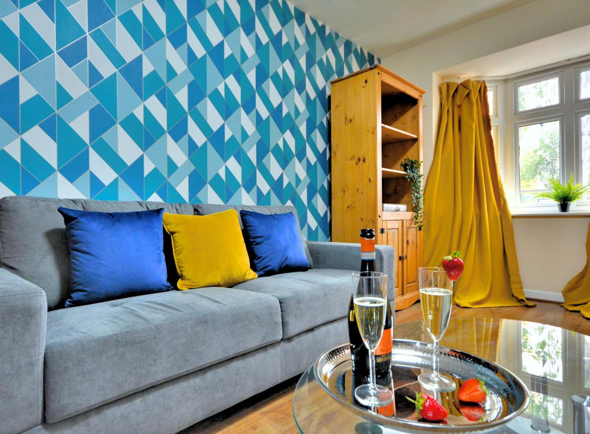 Manchester Townhouse By Bevolve - 4 Bedrooms - Free Parking Экстерьер фото
